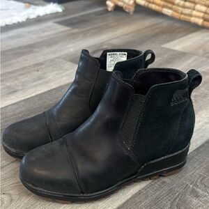 Sorel Black Leather Ankle Boots